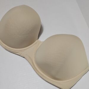 Wacoal Cream Strapless Seamless Underwire Molded Pads Bra Size 42DDD